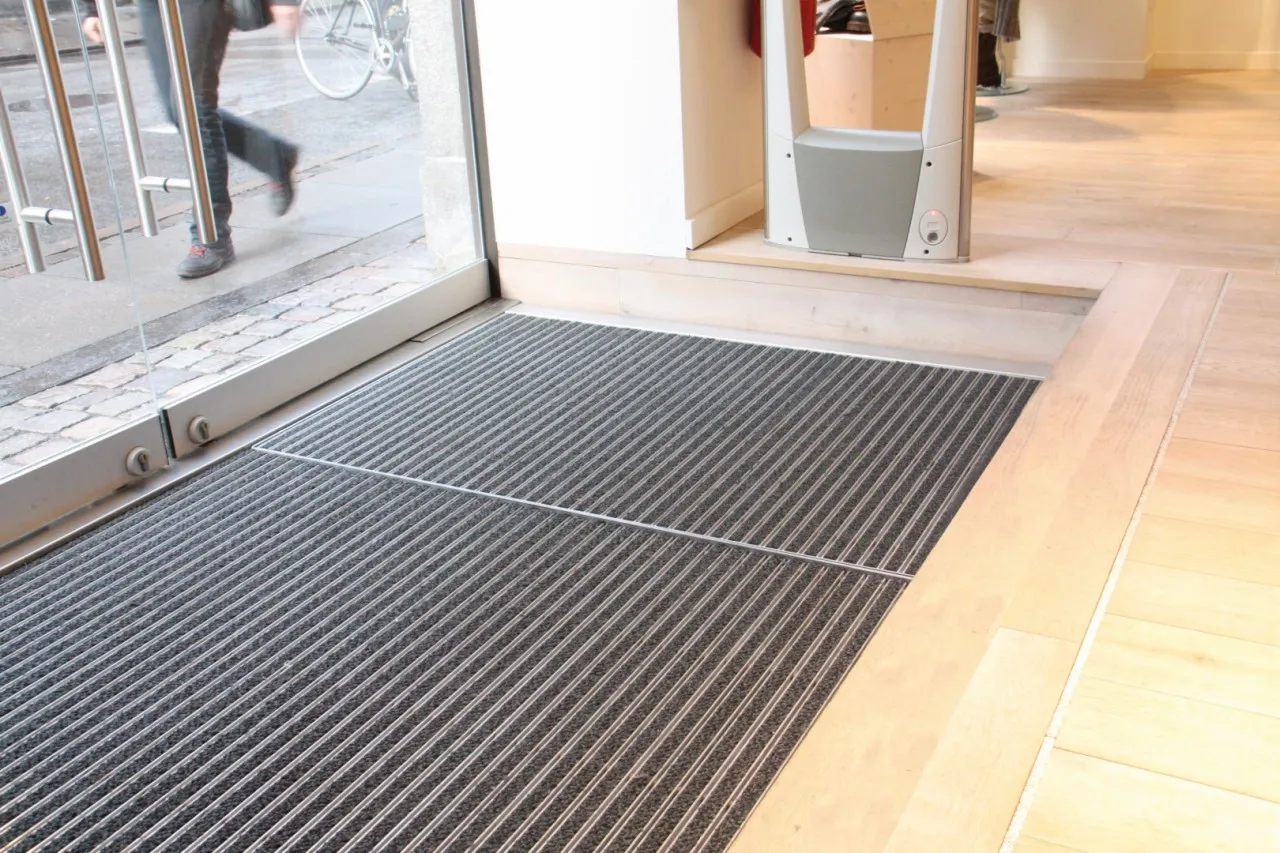 Elevador vertical Celare