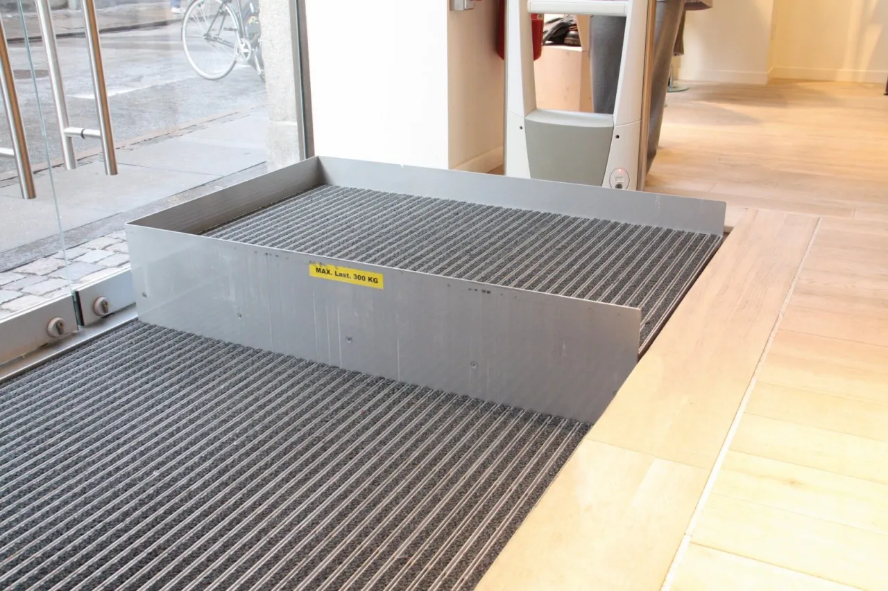 Elevador vertical Celare