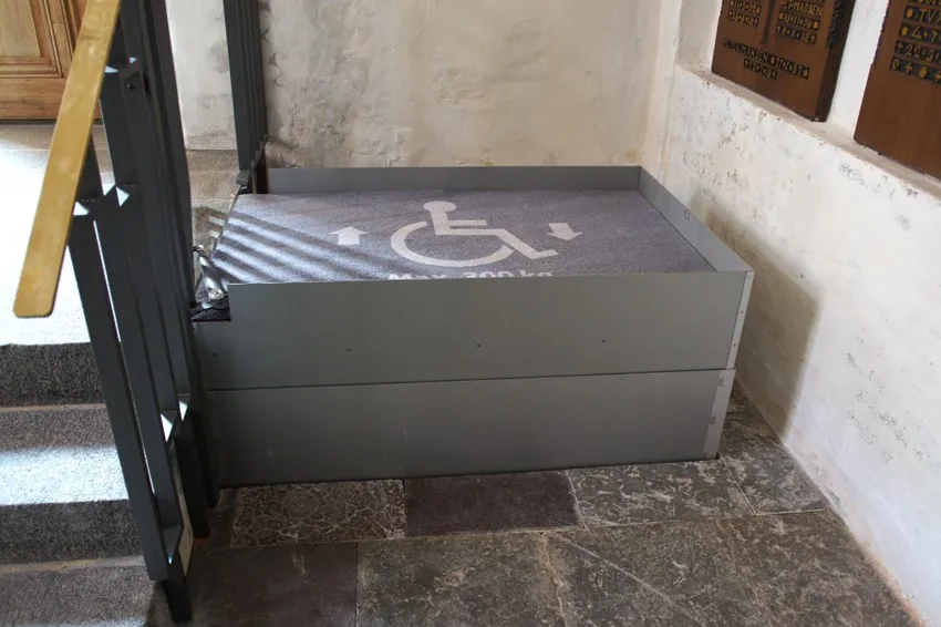 Elevador vertical Celare