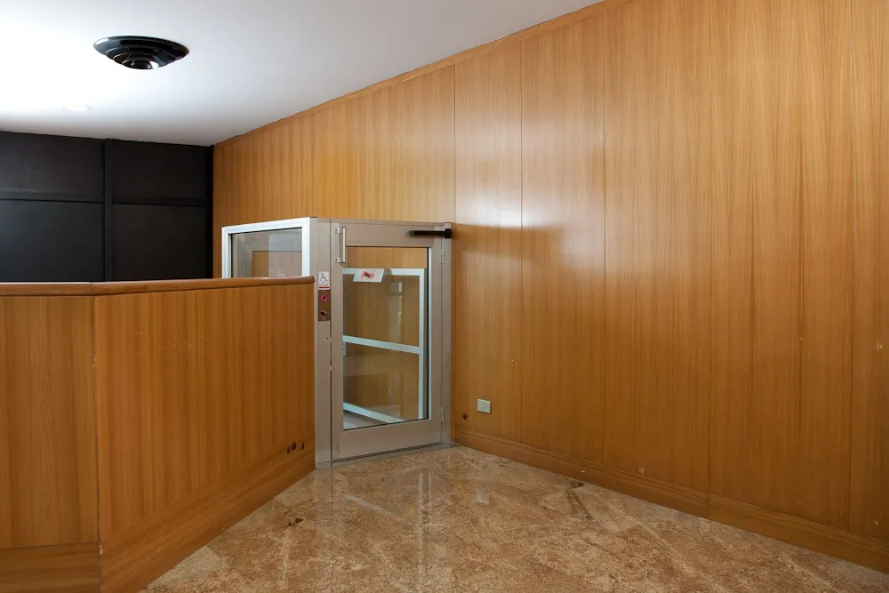 Elevador vertical Extuli