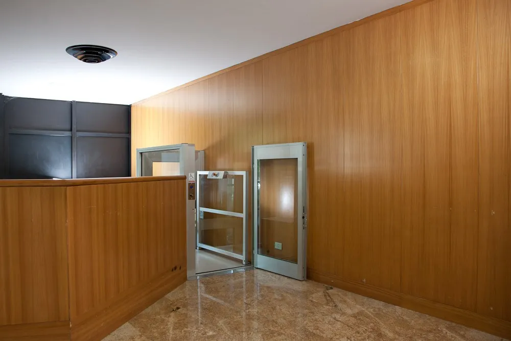 Elevador vertical Extuli