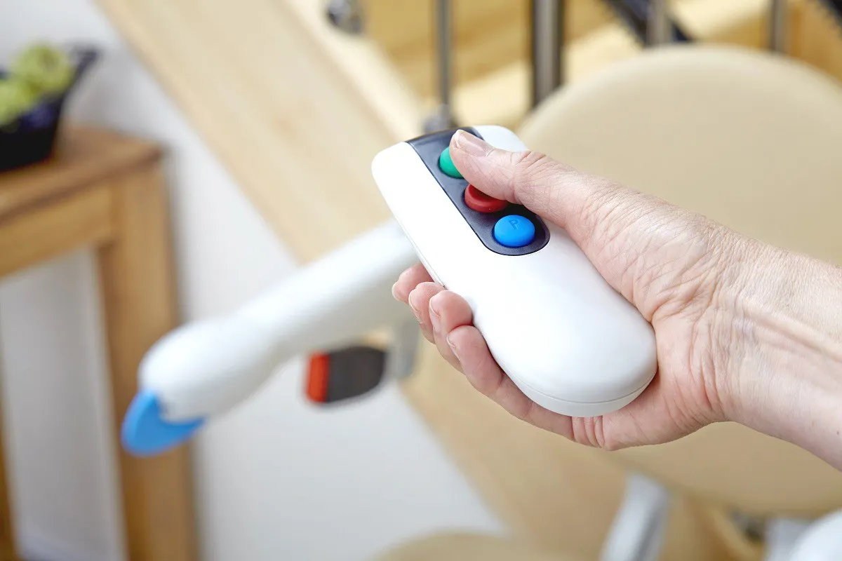 Mando silla salvaescaleras SOCIUS