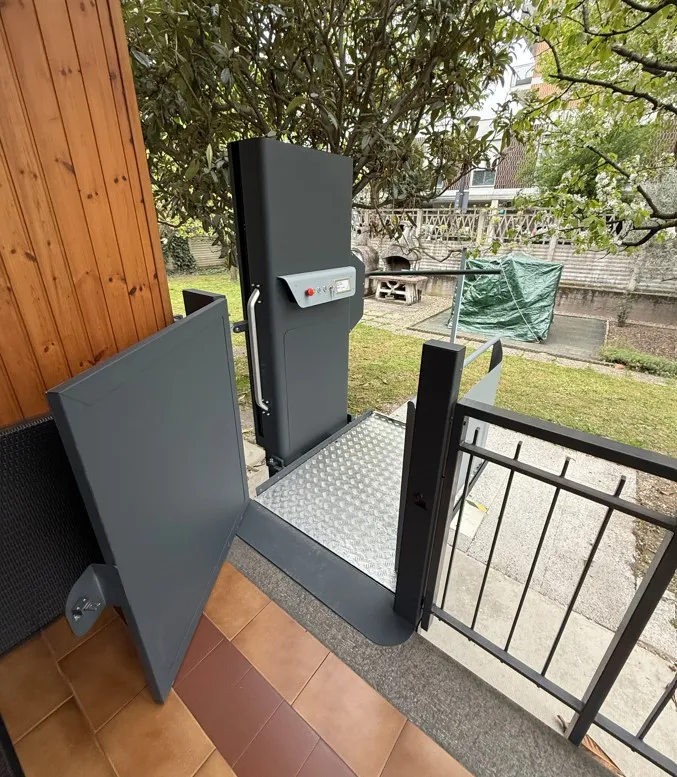 Elevador vertical Domostep