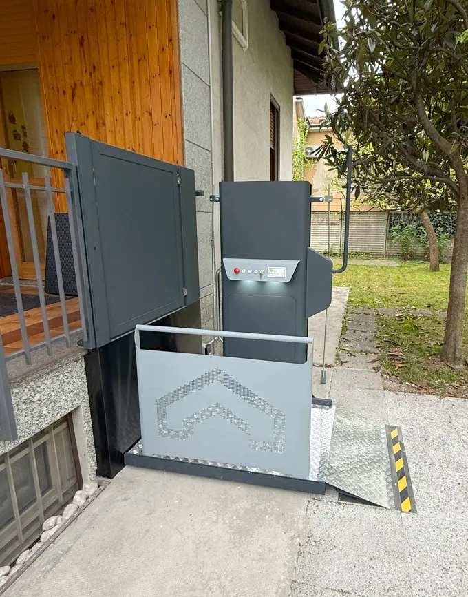 Elevador vertical Domostep